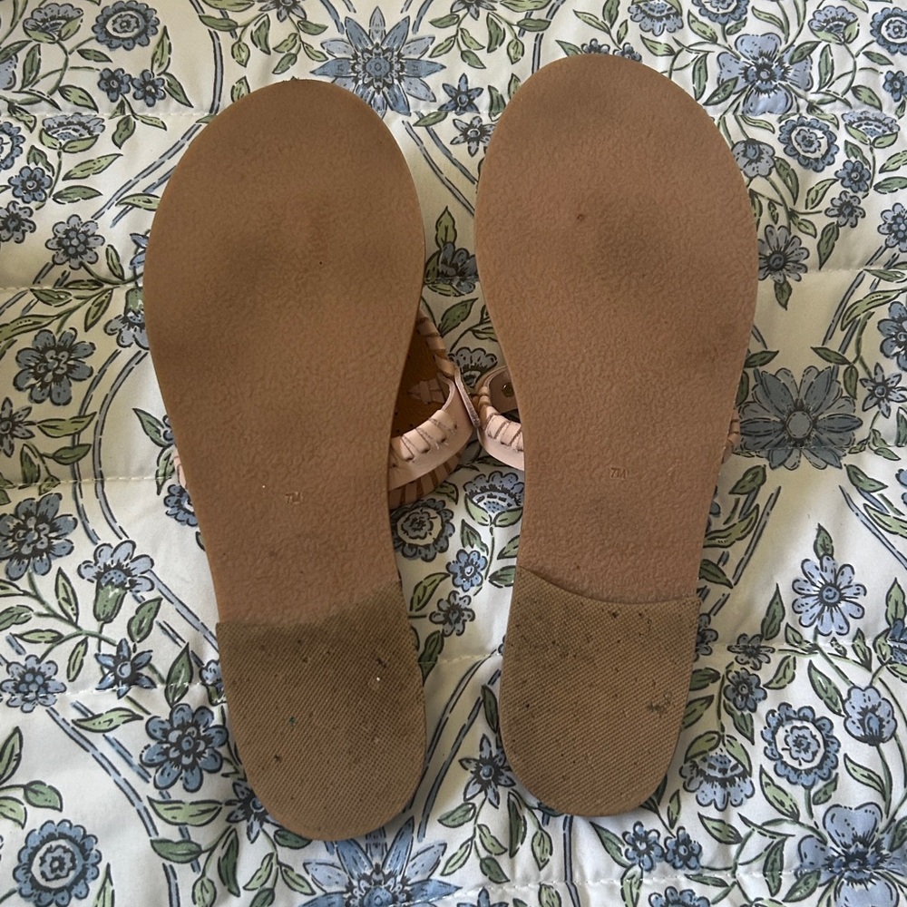 Jack Rogers pale pink Sandals with Intricate Cutout Design - Picture 3 of 6